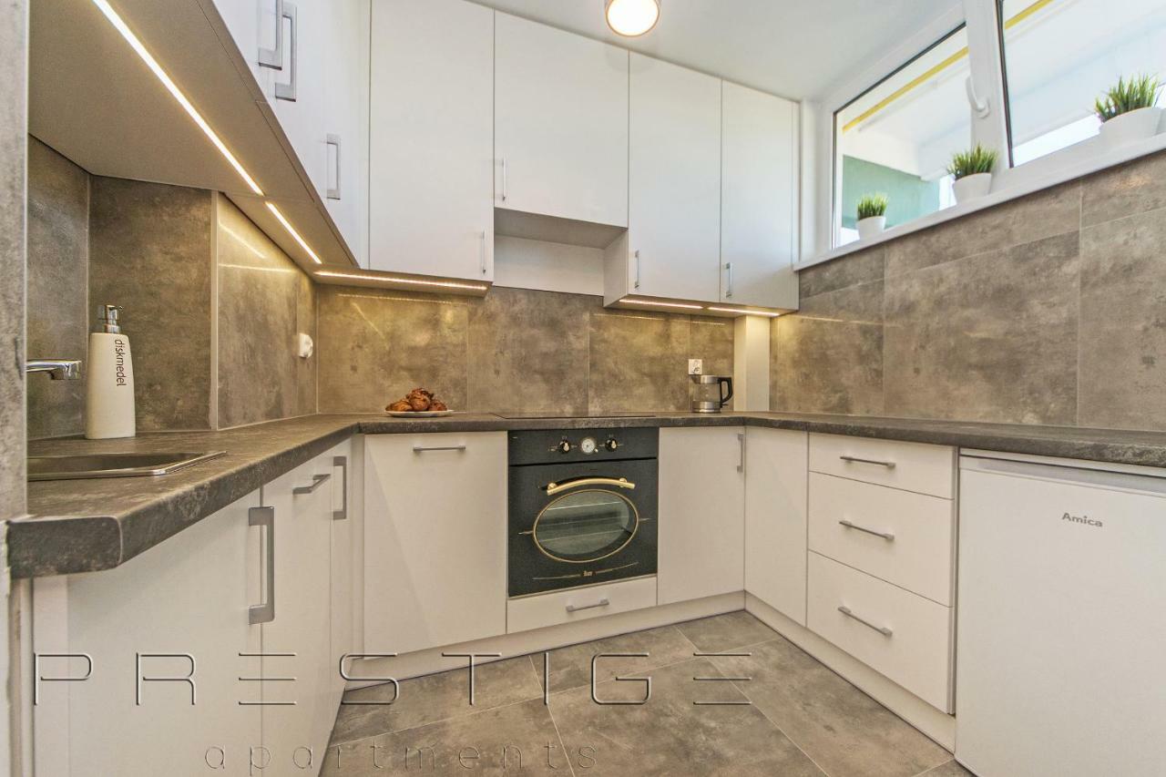 Reagan Park Apartament 格但斯克 外观 照片