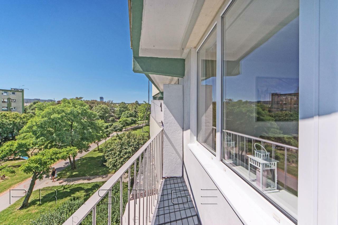 Reagan Park Apartament 格但斯克 外观 照片
